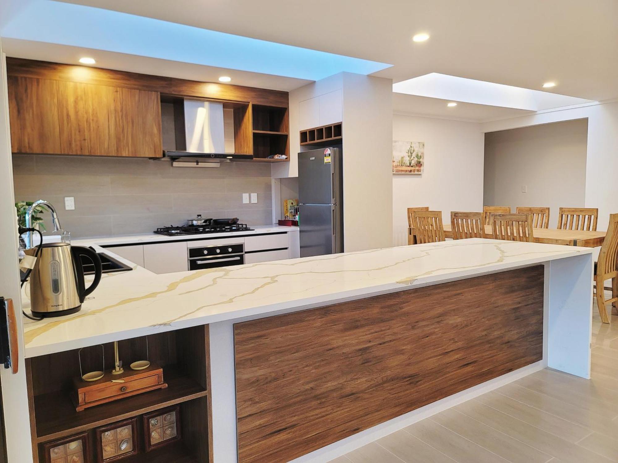 Luxury Bay Vacation 5 Ensuites & Pool