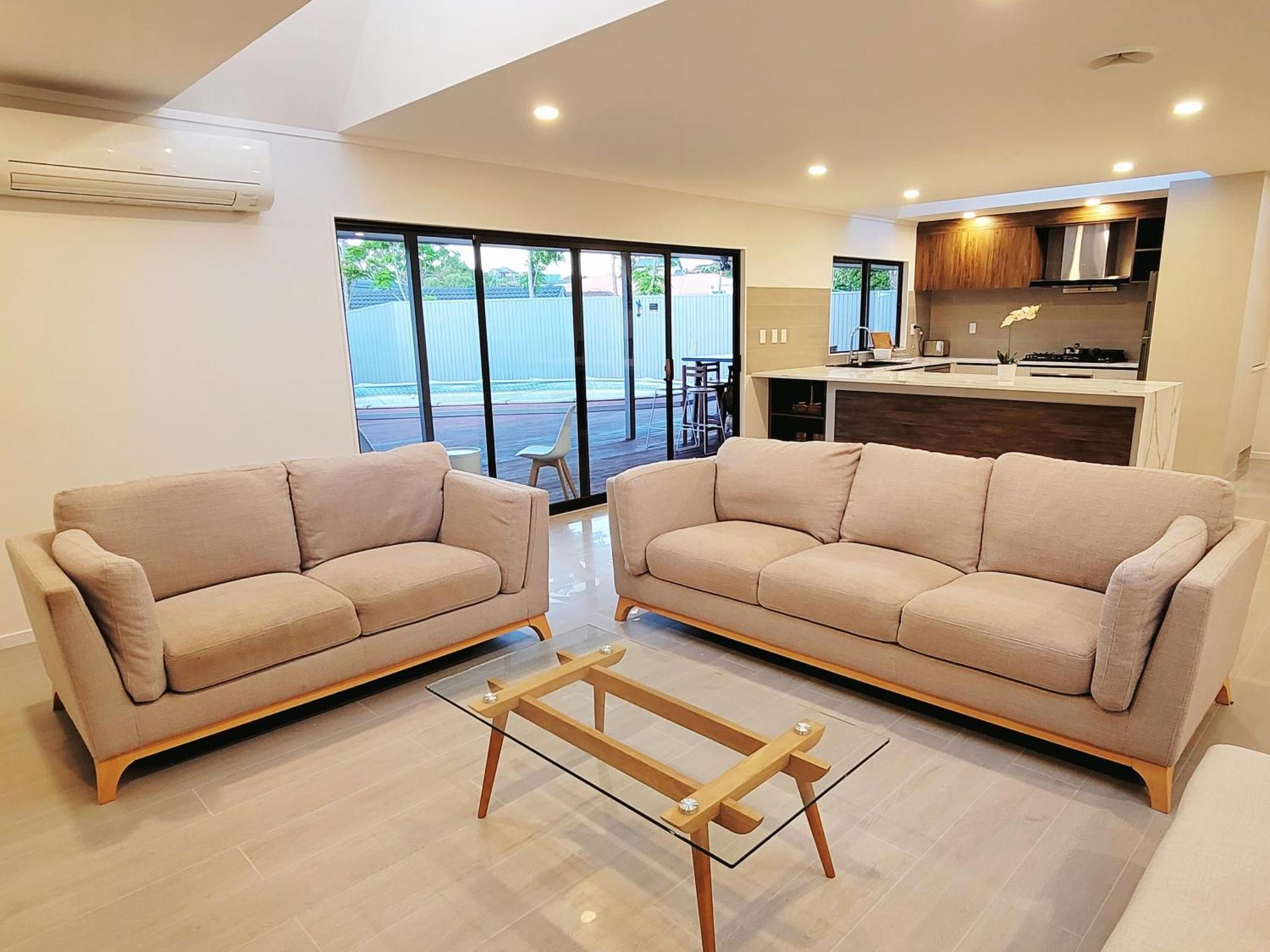Villa Luxury Bay Vacation 5 Ensuites & Pool Whangaparaoa