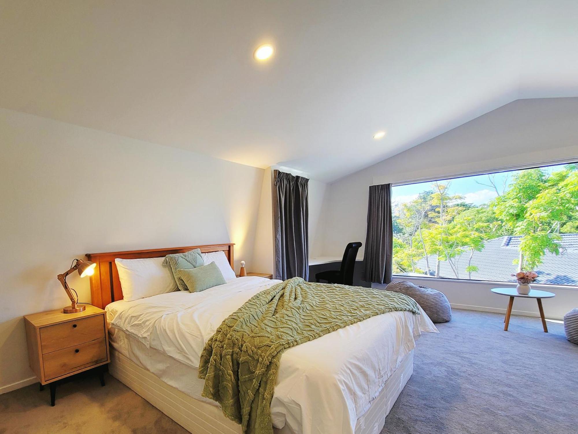 Luxury Bay Vacation 5 Ensuites & Pool *